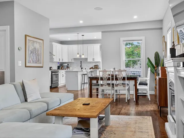 $699,900 | 13 Melrose Street, Unit 13, Framingham, MA 01702