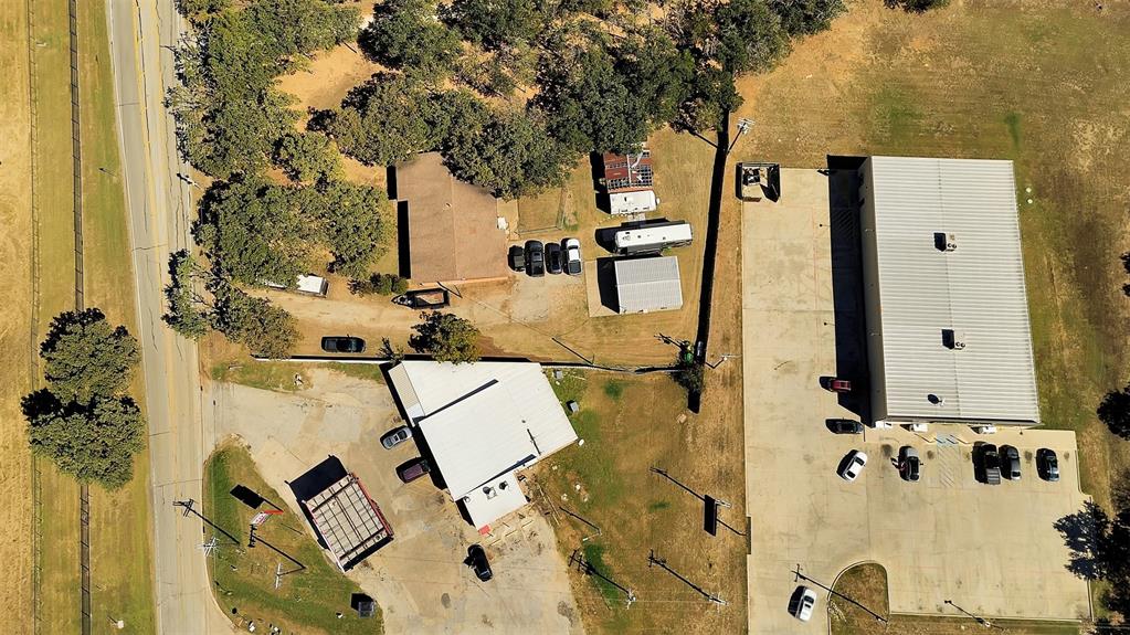 5980 Retta Mansfield Road Burleson, TX 76028 - Photo 3 of 29