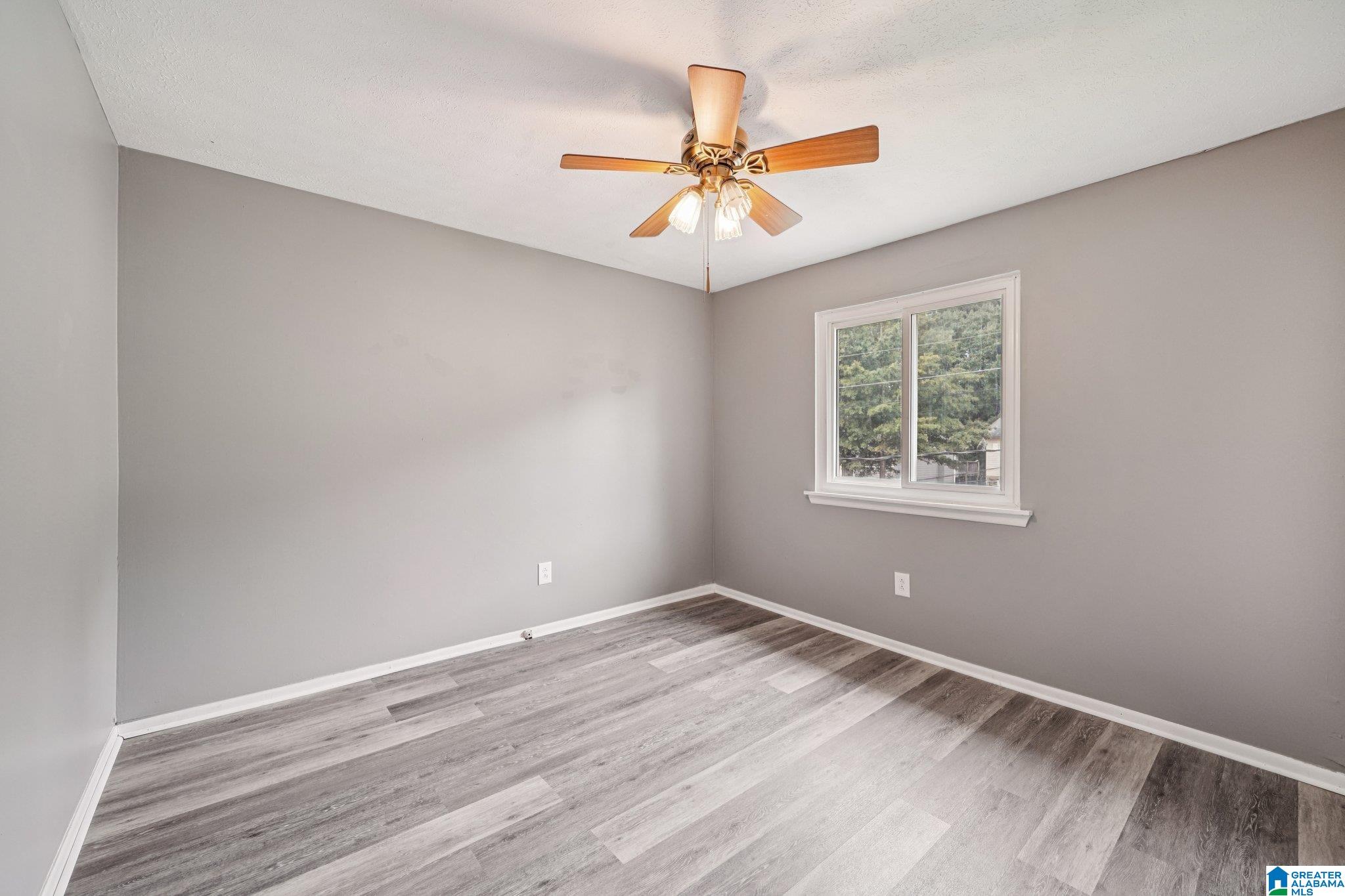 5327 Dixieland Road Birmingham, AL 35210 - Photo 16 of 37