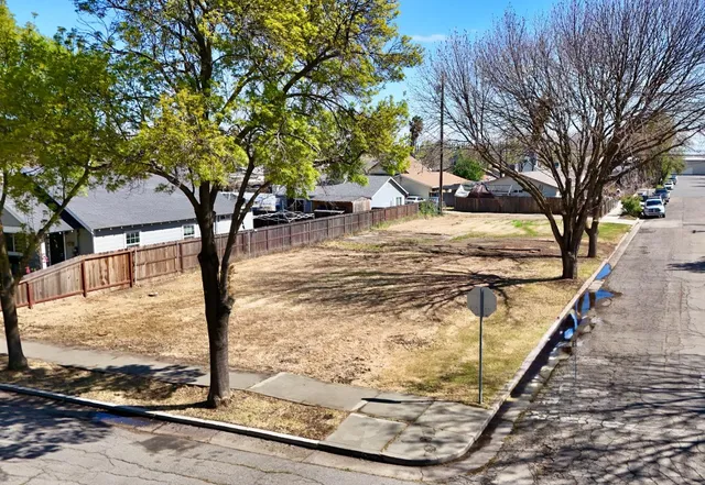 $175,000 | 331 D Street, Patterson, CA 95363