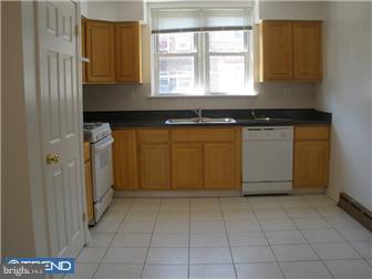 5248 Westford Road Philadelphia, PA 19120 - Photo 4 of 12 Kitchen