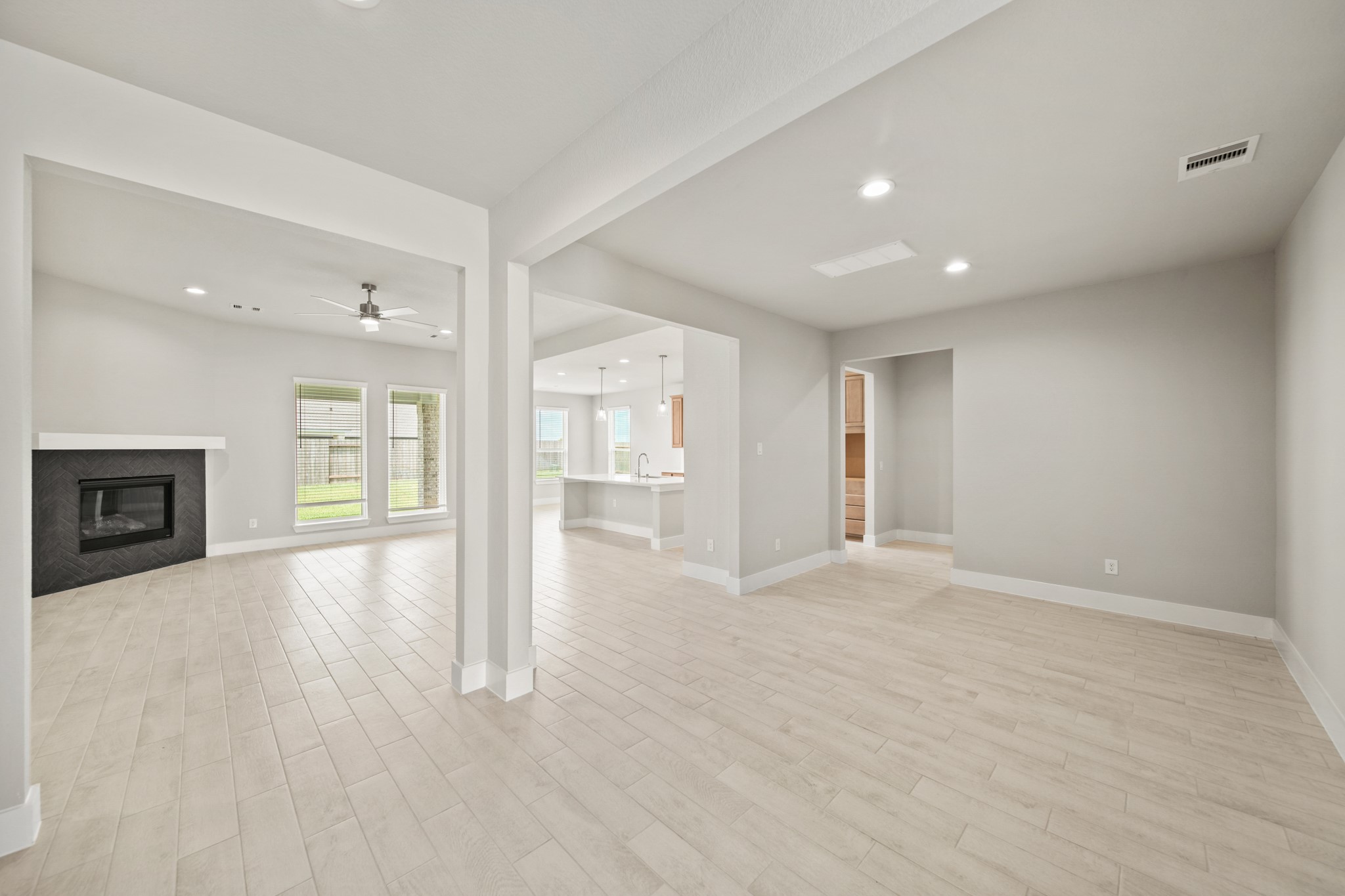 409 Inner Cove Lane Waller, TX 77484 - Photo 13 of 46