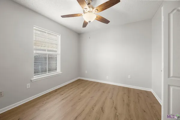 $2,250 | 18596 White Oak Drive, Prairieville, LA 70769
