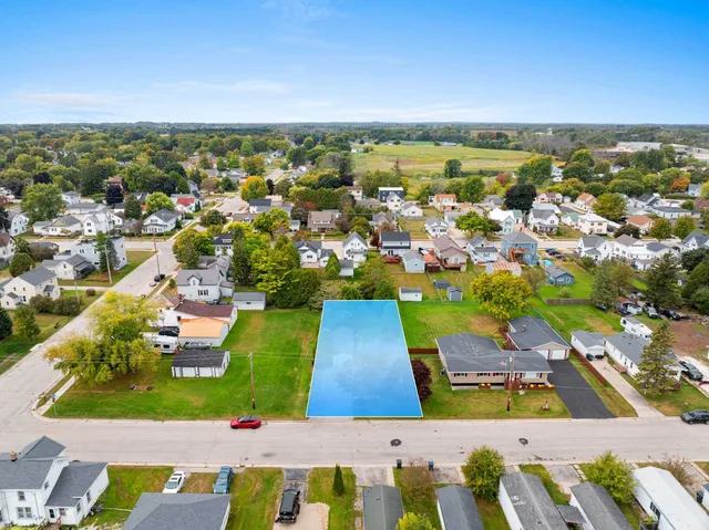 $206,900 | 285 Division Street, Algoma, WI 54201