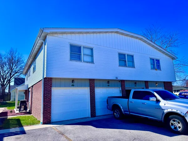 $230,000 | 19545 116th Avenue, Unit A, Mokena, IL 60448