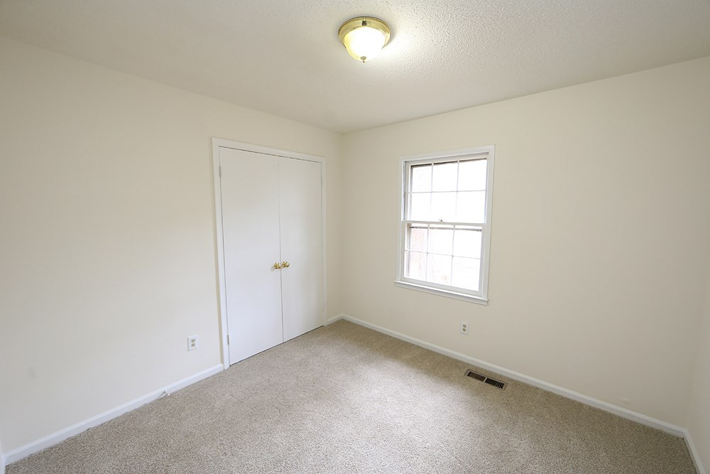 1124 Whippoorwill Lane Raleigh, NC 27609 - Photo 10 of 12 Photo 10