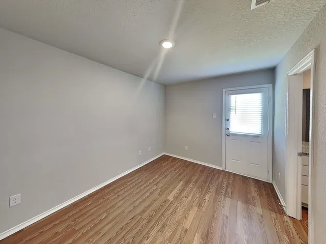 $1,275 | 5445 Verdugos Place, San Antonio, TX 78244