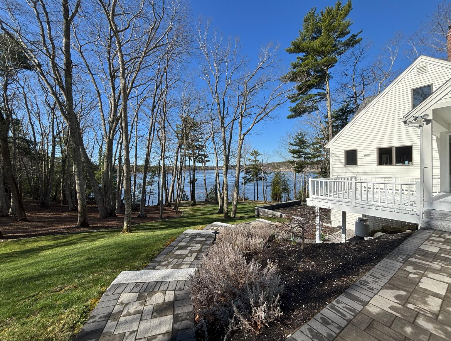 25 South River Road Bath, ME 04530 - Photo 2 of 60
