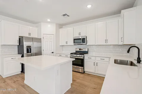 $519,990 | 7534 South 47th Lane, Laveen, AZ 85339