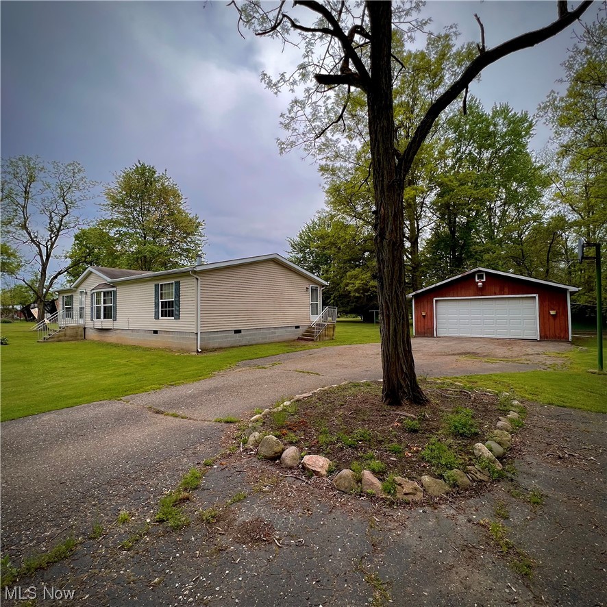 8911 Nichols Road Windham, OH 44288 - Photo 6 of 23 Gallery Image 6
