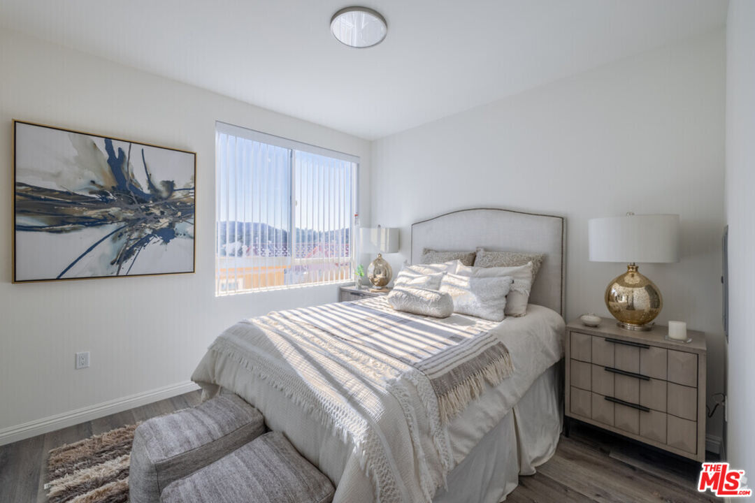 10132 Commerce Avenue Tujunga, CA 91042 - Photo 24 of 31