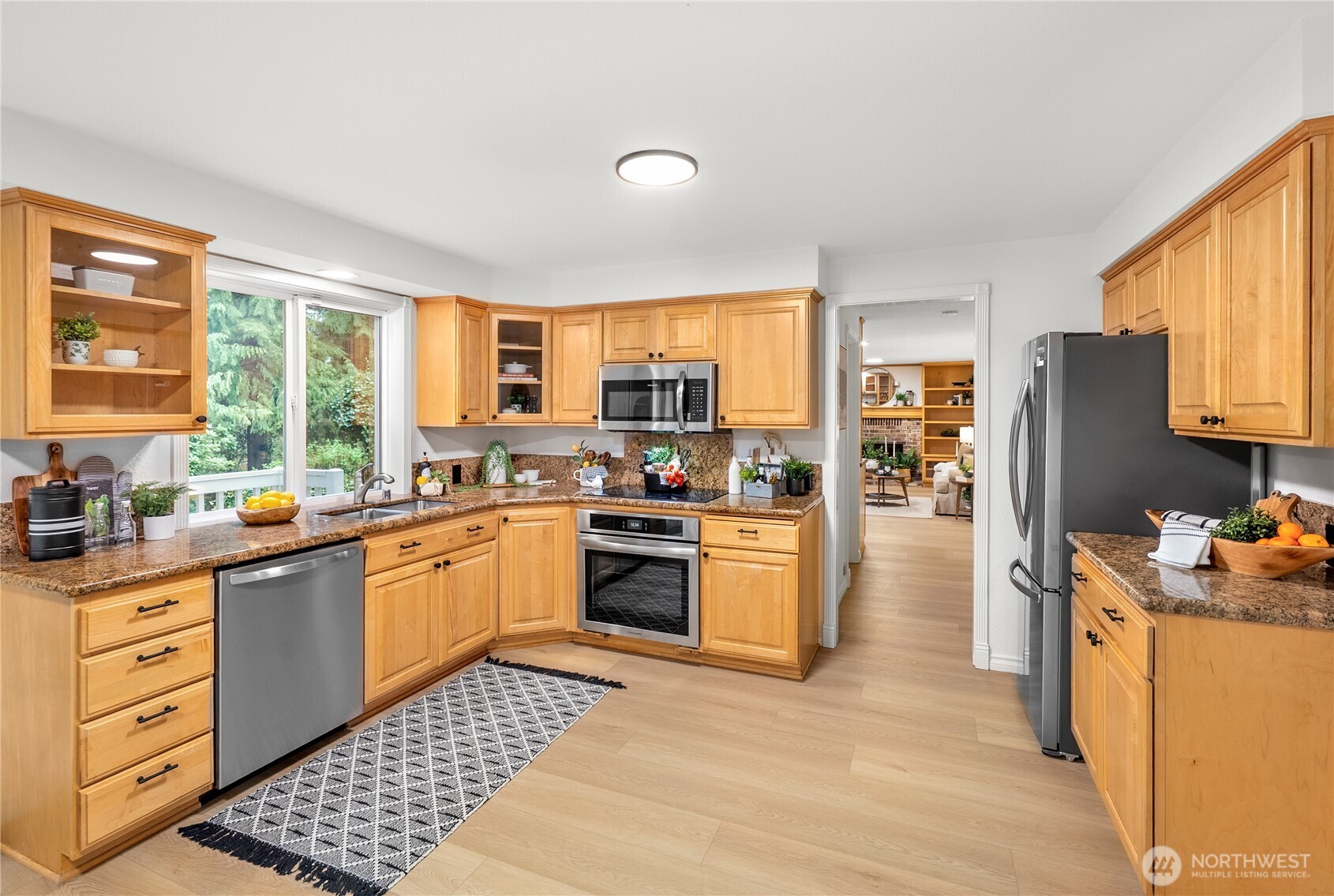 17811 7th Avenue West Bothell, WA 98012 - Photo 5 of 40