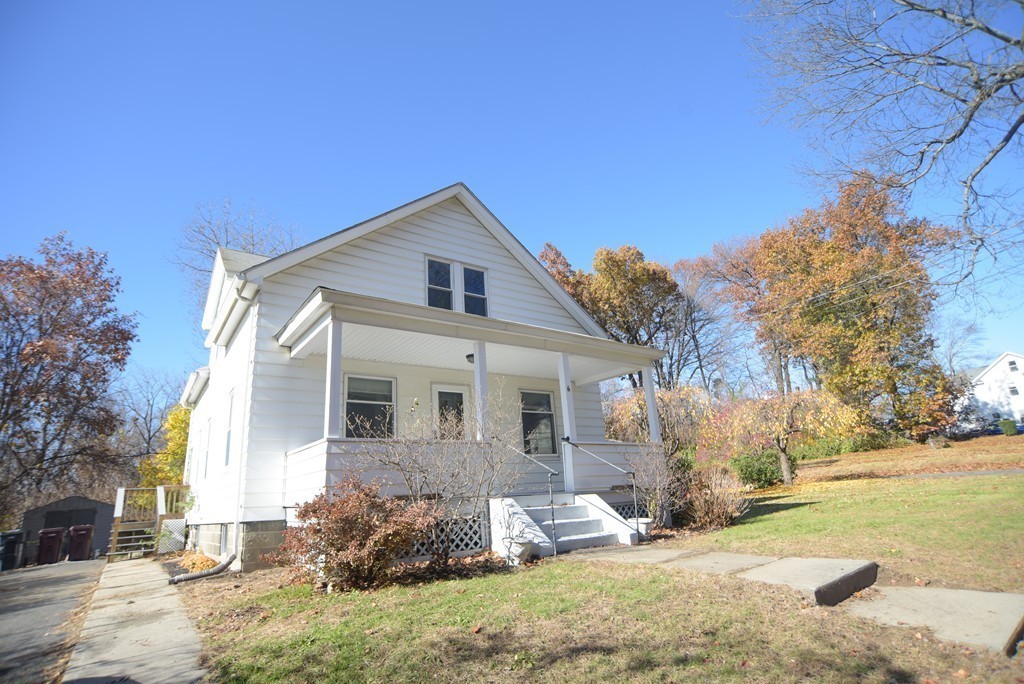 6 Lockhouse Road Westfield, MA 01085 - Photo 3 of 27 Gallery Image 3