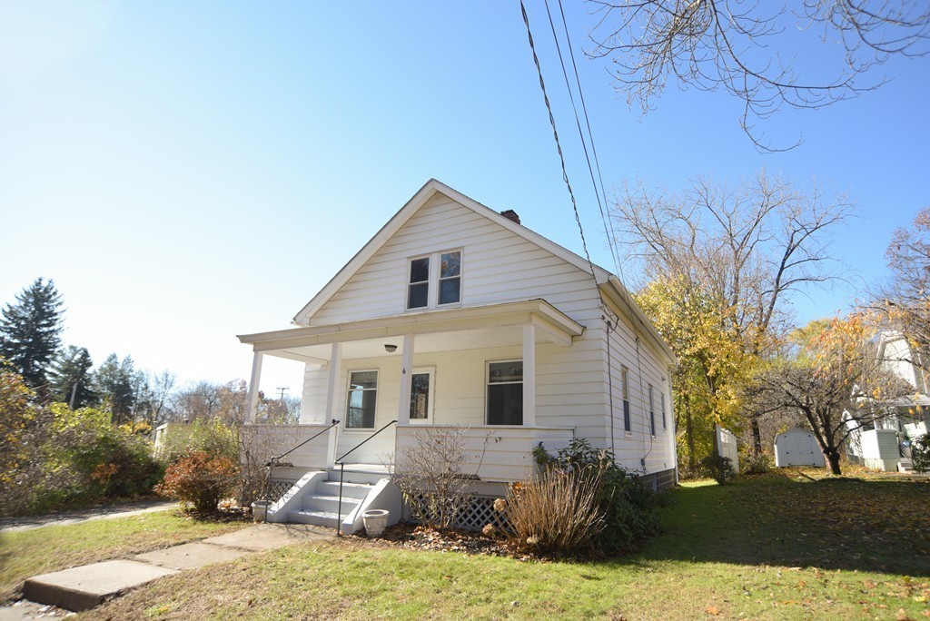 6 Lockhouse Road Westfield, MA 01085 - Photo 4 of 27 Gallery Image 4