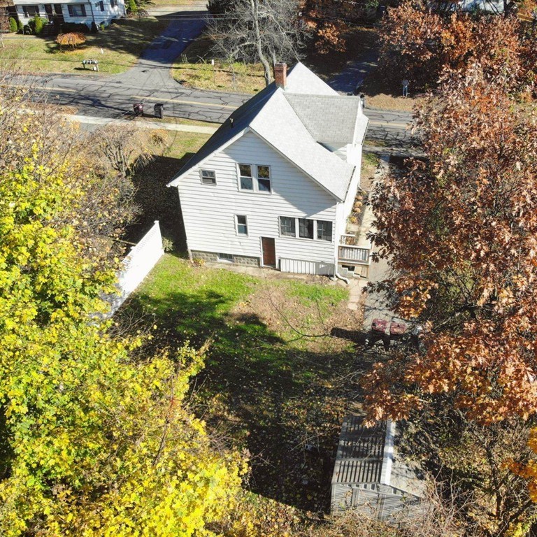 6 Lockhouse Road Westfield, MA 01085 - Photo 5 of 27 Gallery Image 5