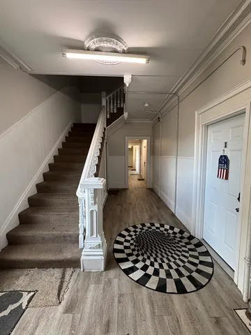 a view of a livingroom with furniture