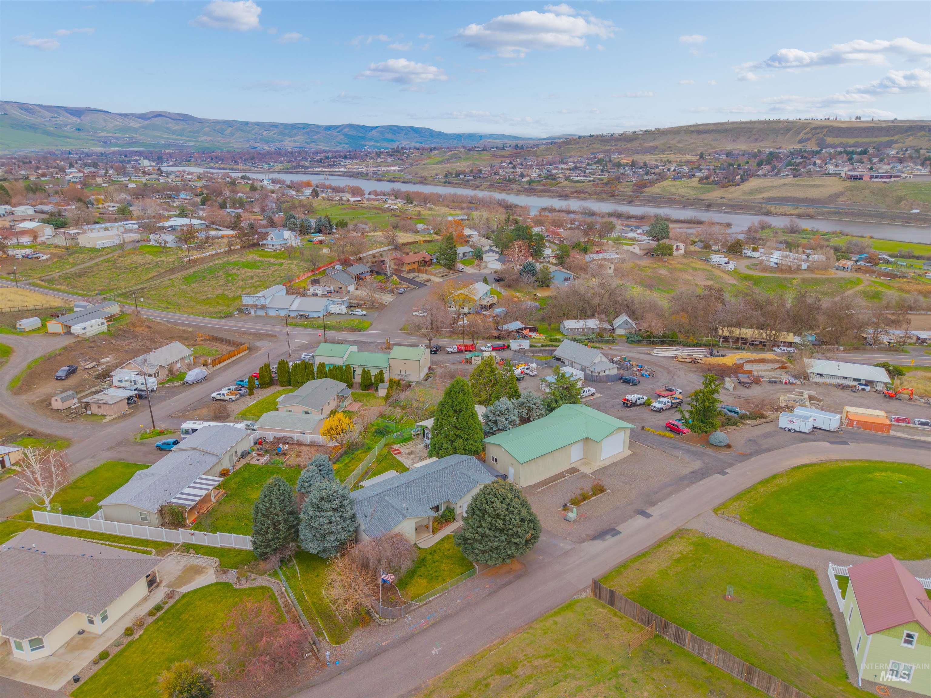 1373 Toby Lane Clarkston, WA 99403 - Photo 10 of 47