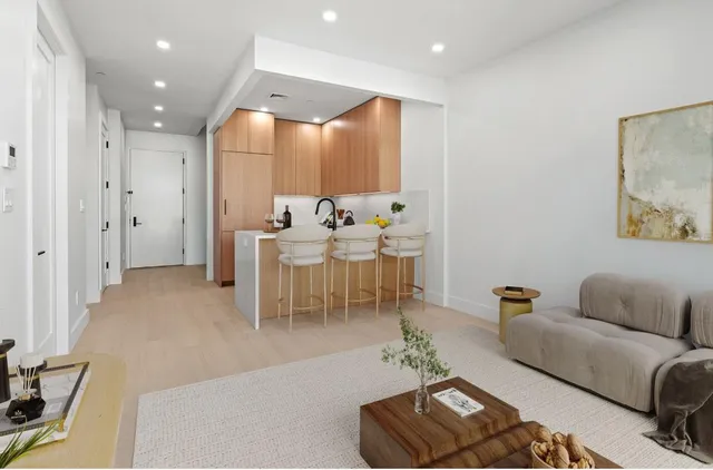 $1,650,000 | 204 Withers Street, Unit 3A | Williamsburg