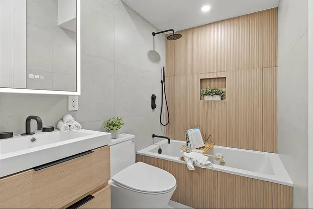 $1,650,000 | 204 Withers Street, Unit 3A | Williamsburg