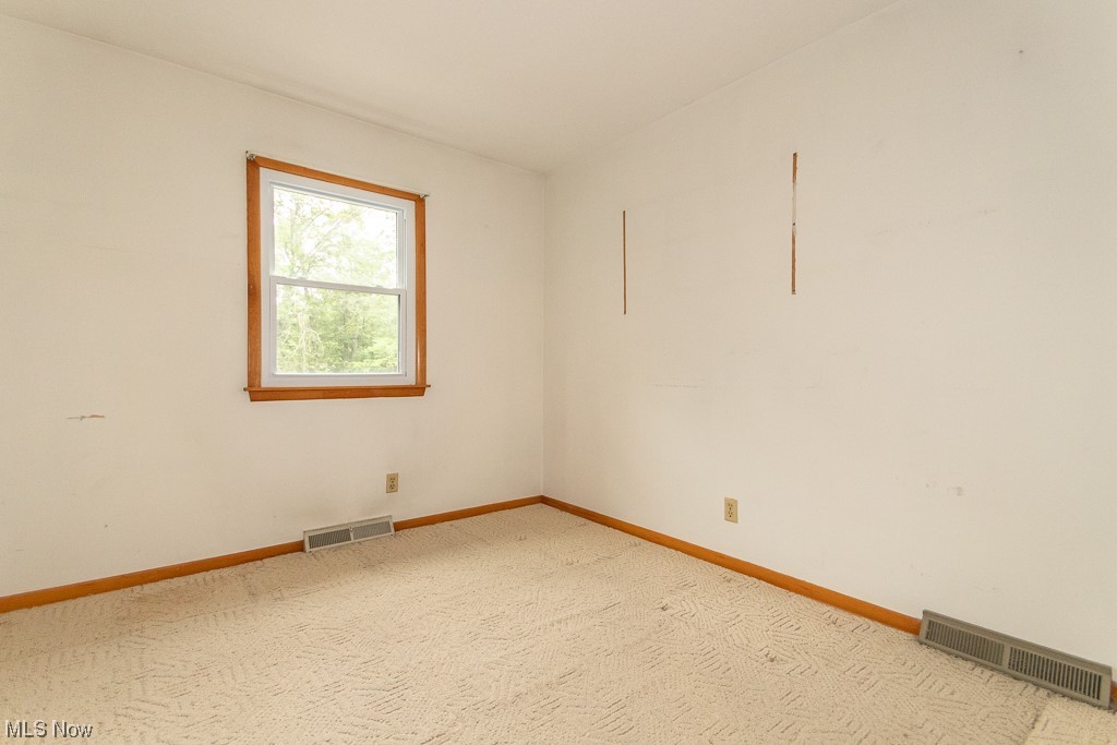 13514 Woodin Road Chardon, OH 44024 - Photo 16 of 33