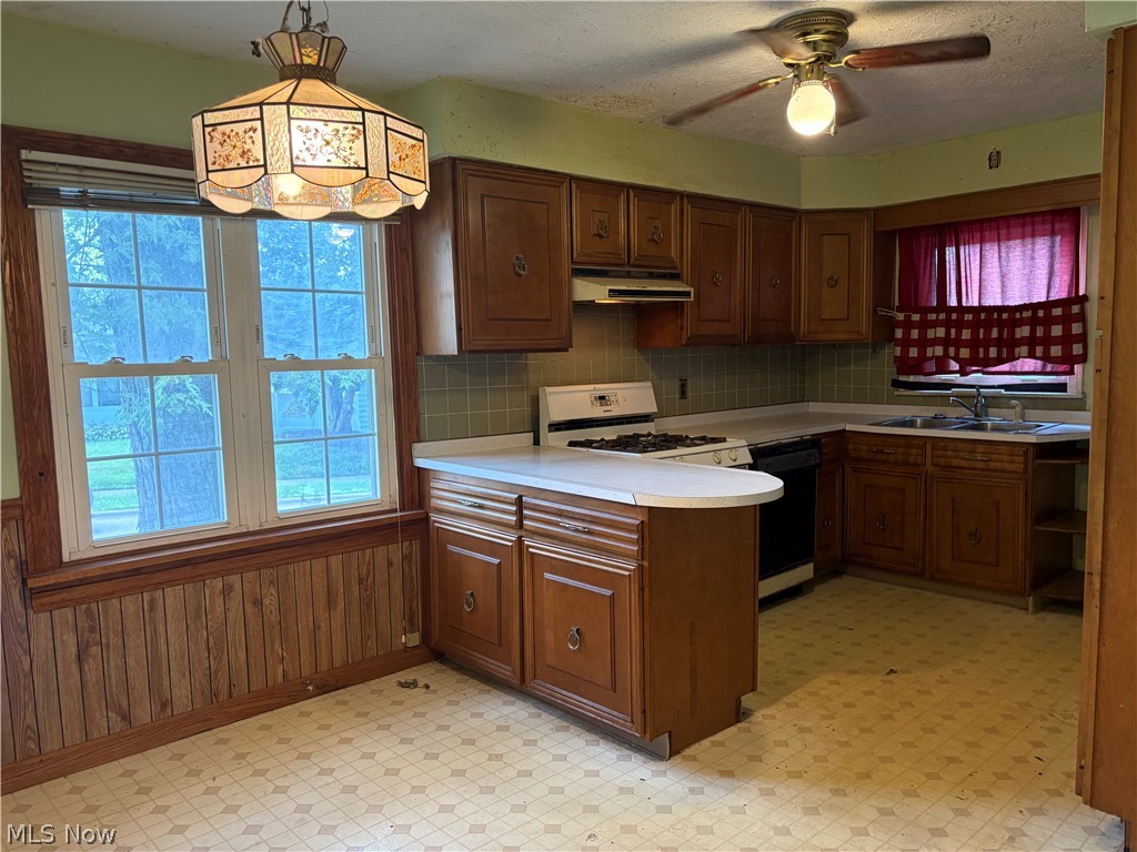 438 Baldwin Road Akron, OH 44312 - Photo 7 of 18