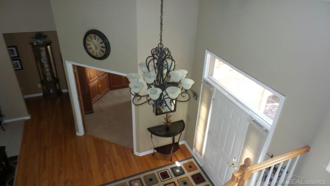 1201 Lakeview Drive Rochester Hills, MI 48306 - Photo 2 of 30