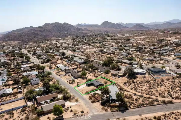 $2,400 | 61471 El Cajon Drive, Joshua Tree, CA 92252