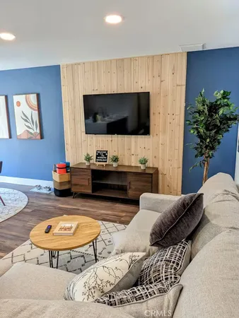 $2,400 | 61471 El Cajon Drive, Joshua Tree, CA 92252