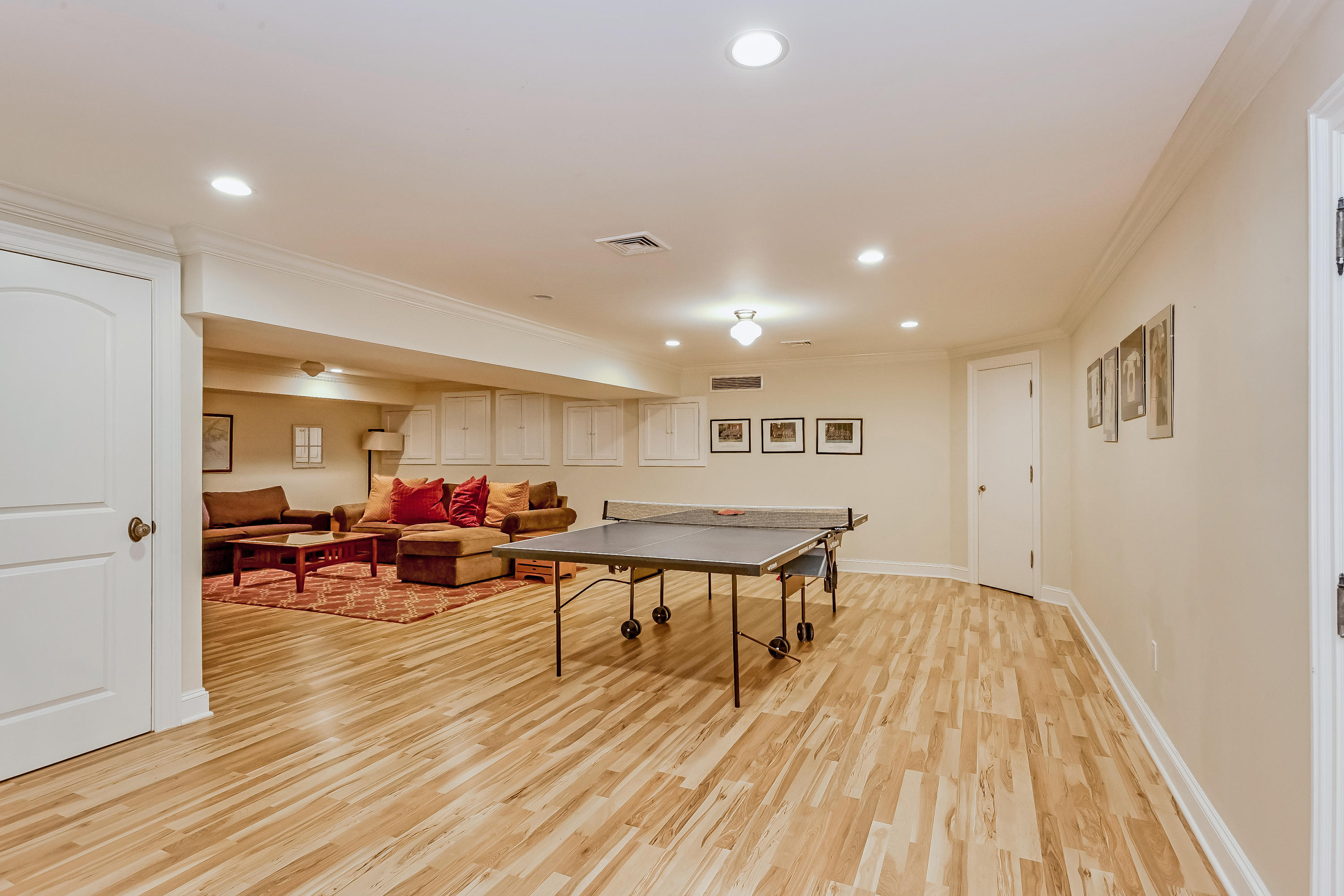 741 Hollow Tree Ridge Road Darien, CT 06820 - Photo 41 of 60 a living room with furniture and a wooden floor