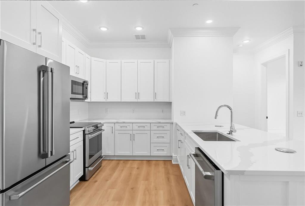 1 1st Street, Unit 103 Oakmont, PA 15139 - Photo 5 of 40