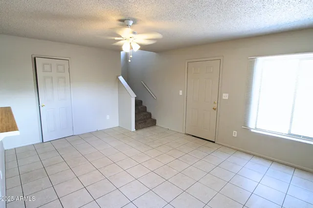 $1,250 | 410 East 9th Avenue, Unit 1, Mesa, AZ 85204