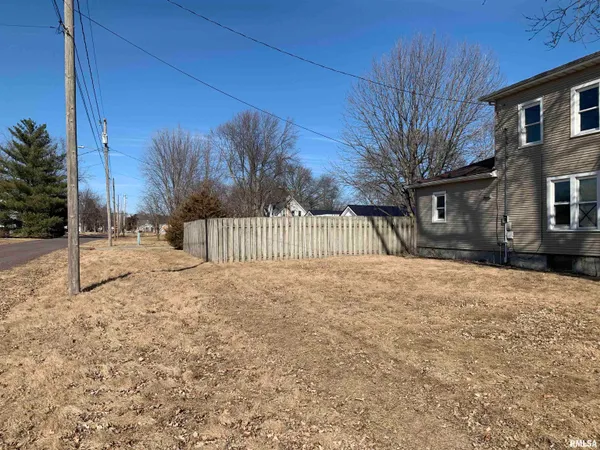 $59,700 | 1415 Conger Street, Galesburg, IL 61401