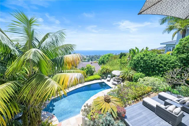 $14,995 | 875 Coast View Drive, Laguna Beach, CA 92651