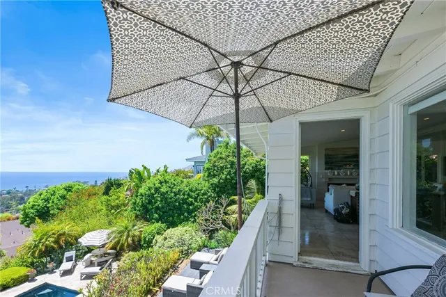 $14,995 | 875 Coast View Drive, Laguna Beach, CA 92651
