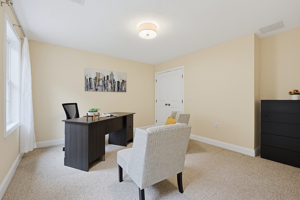 90 Huntsbridge Road North Attleboro, MA 02760 - Photo 32 of 40