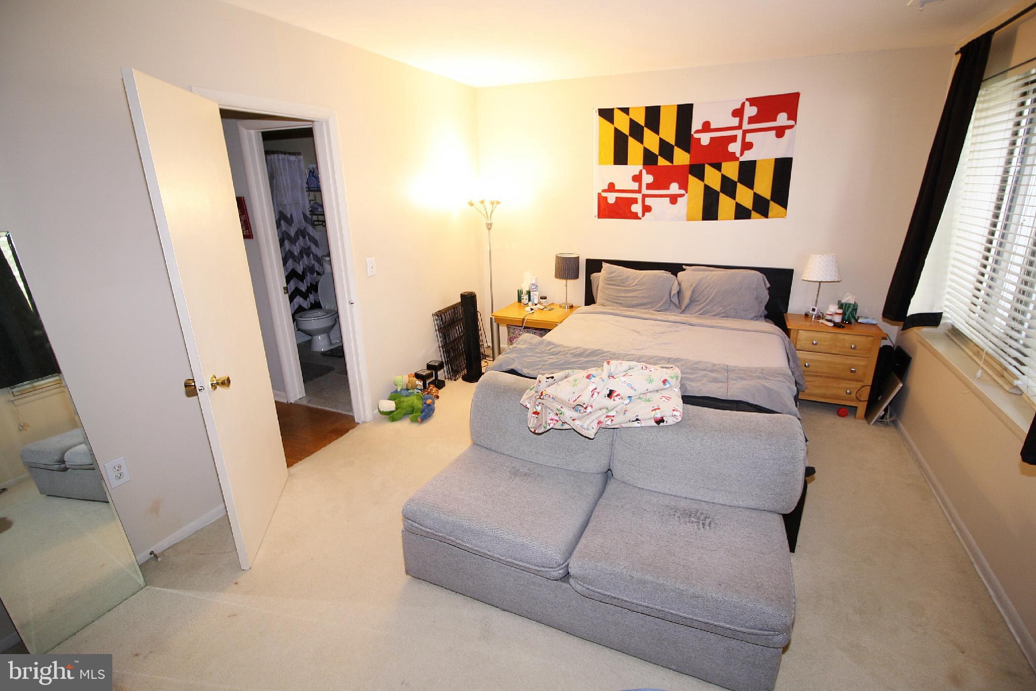 115 Cross Keys Road, Unit R115D Baltimore, MD 21210 - Photo 13 of 29 Bedroom