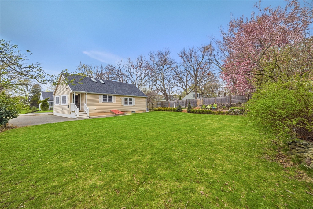 39 Brook Street Mansfield, MA 02048 - Photo 32 of 38