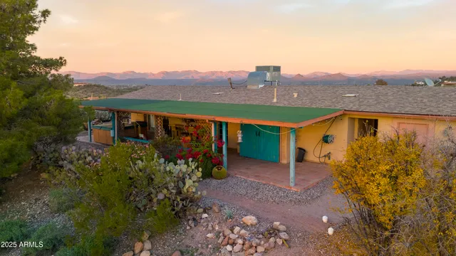 $400,000 | 32730 West Jones Road, Wickenburg, AZ 85390
