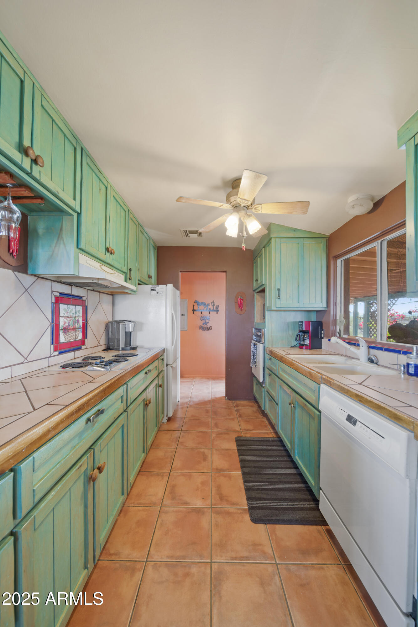 32730 West Jones Road Wickenburg, AZ 85390 - Photo 4 of 50 32730 W Jones Road