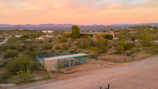 $400,000 | 32730 West Jones Road, Wickenburg, AZ 85390
