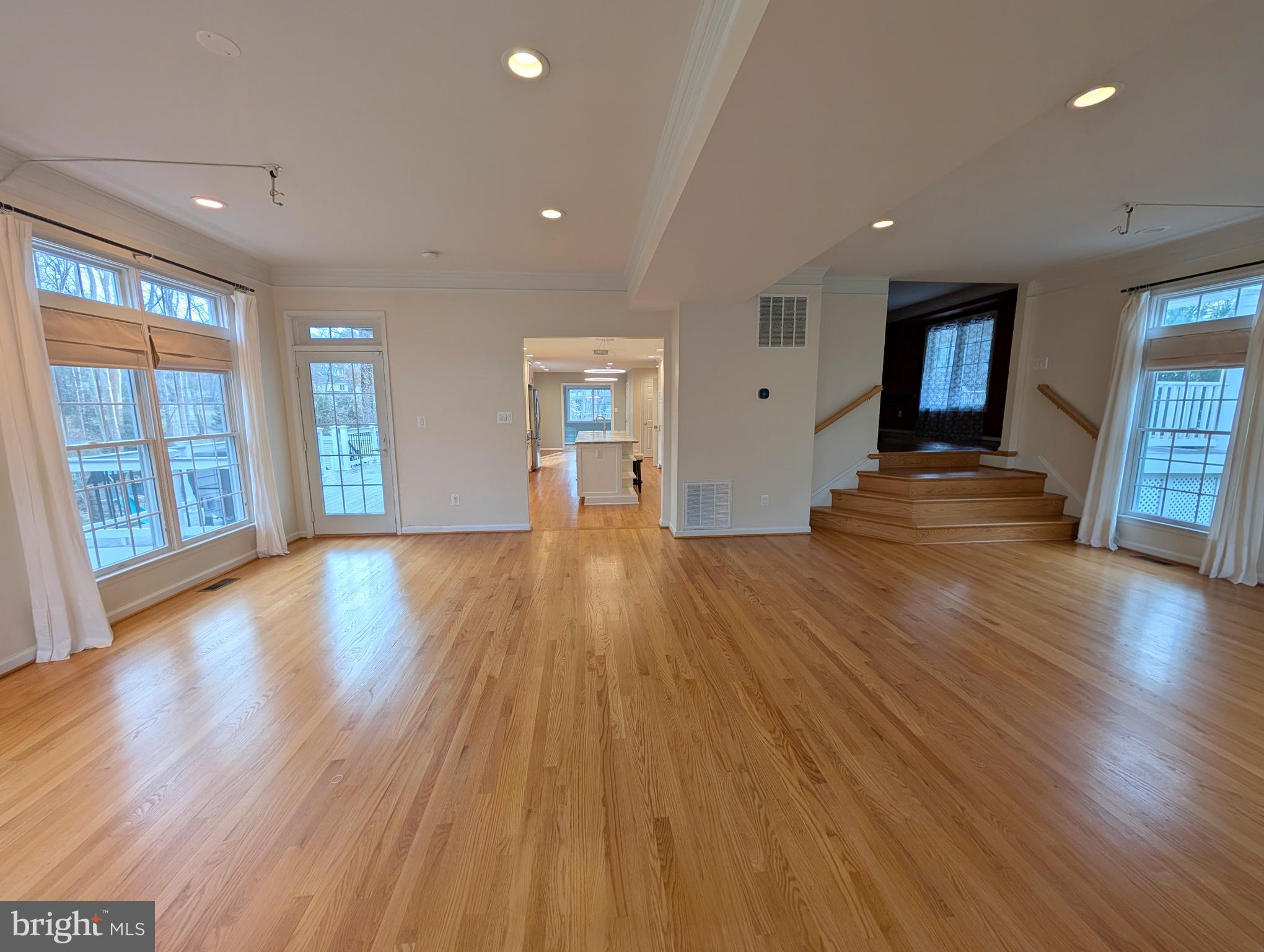 11901 Paradise Lane Herndon, VA 20171 - Photo 20 of 63