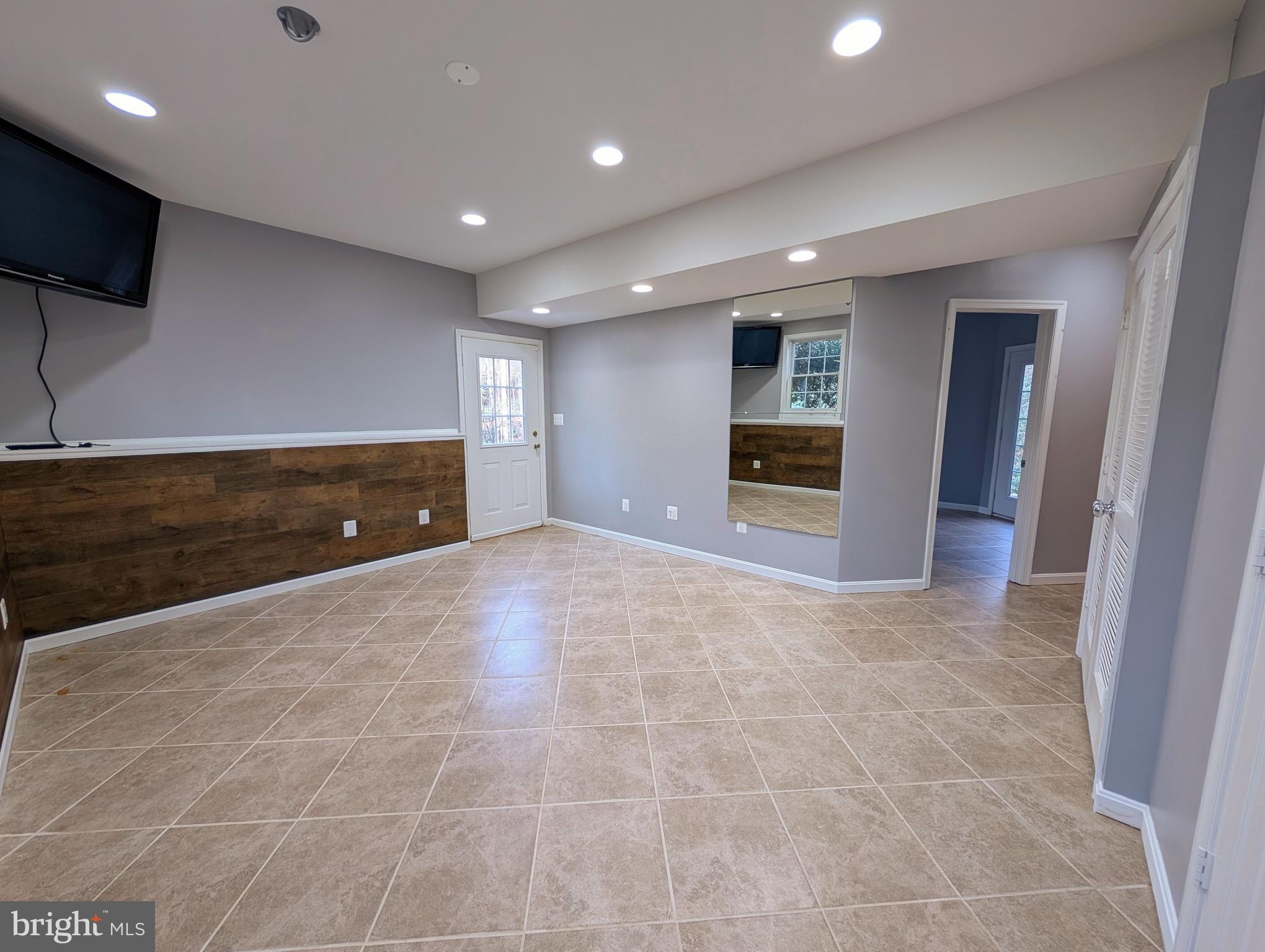 11901 Paradise Lane Herndon, VA 20171 - Photo 27 of 63