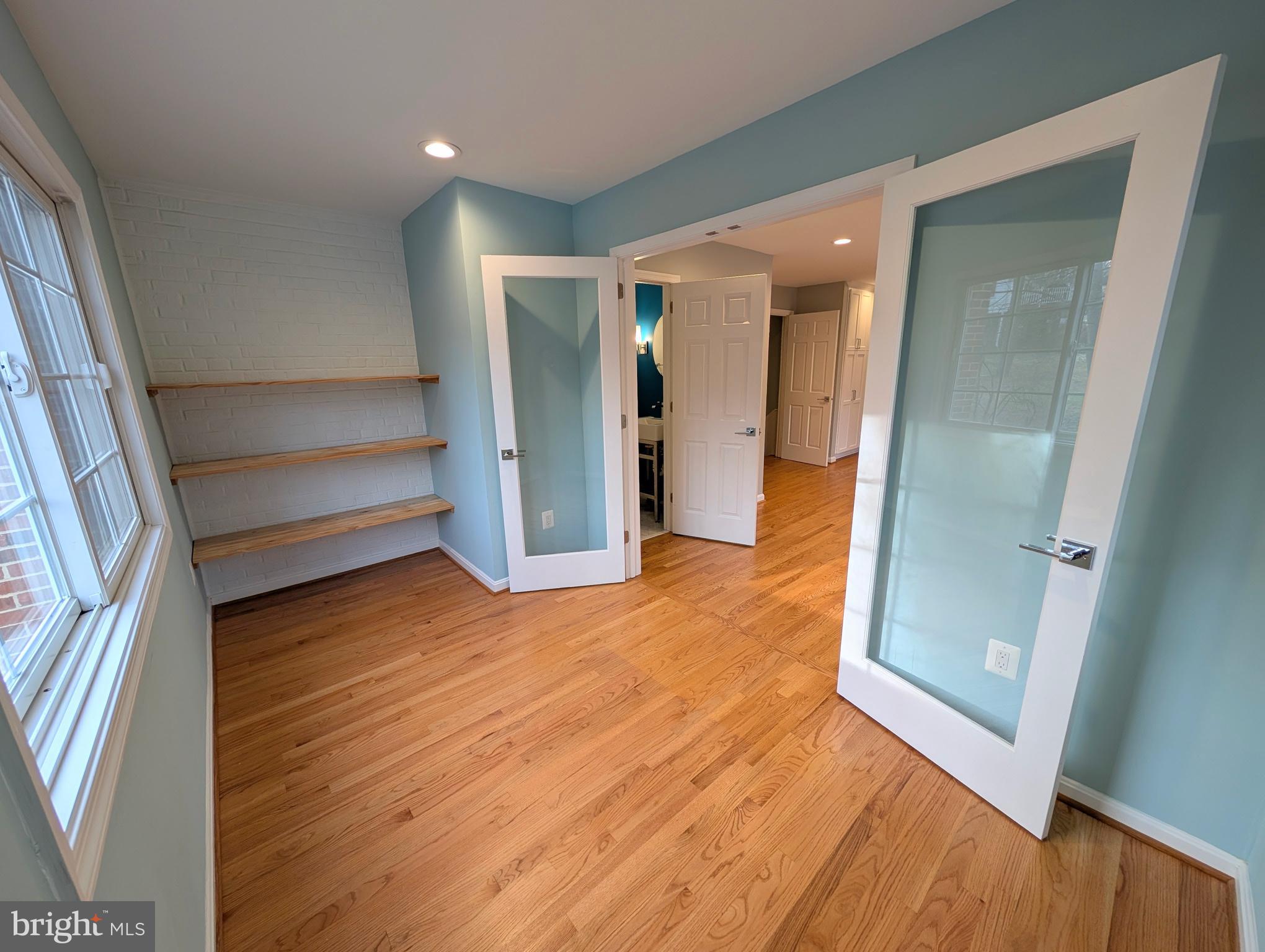 11901 Paradise Lane Herndon, VA 20171 - Photo 33 of 63 Den on Main level