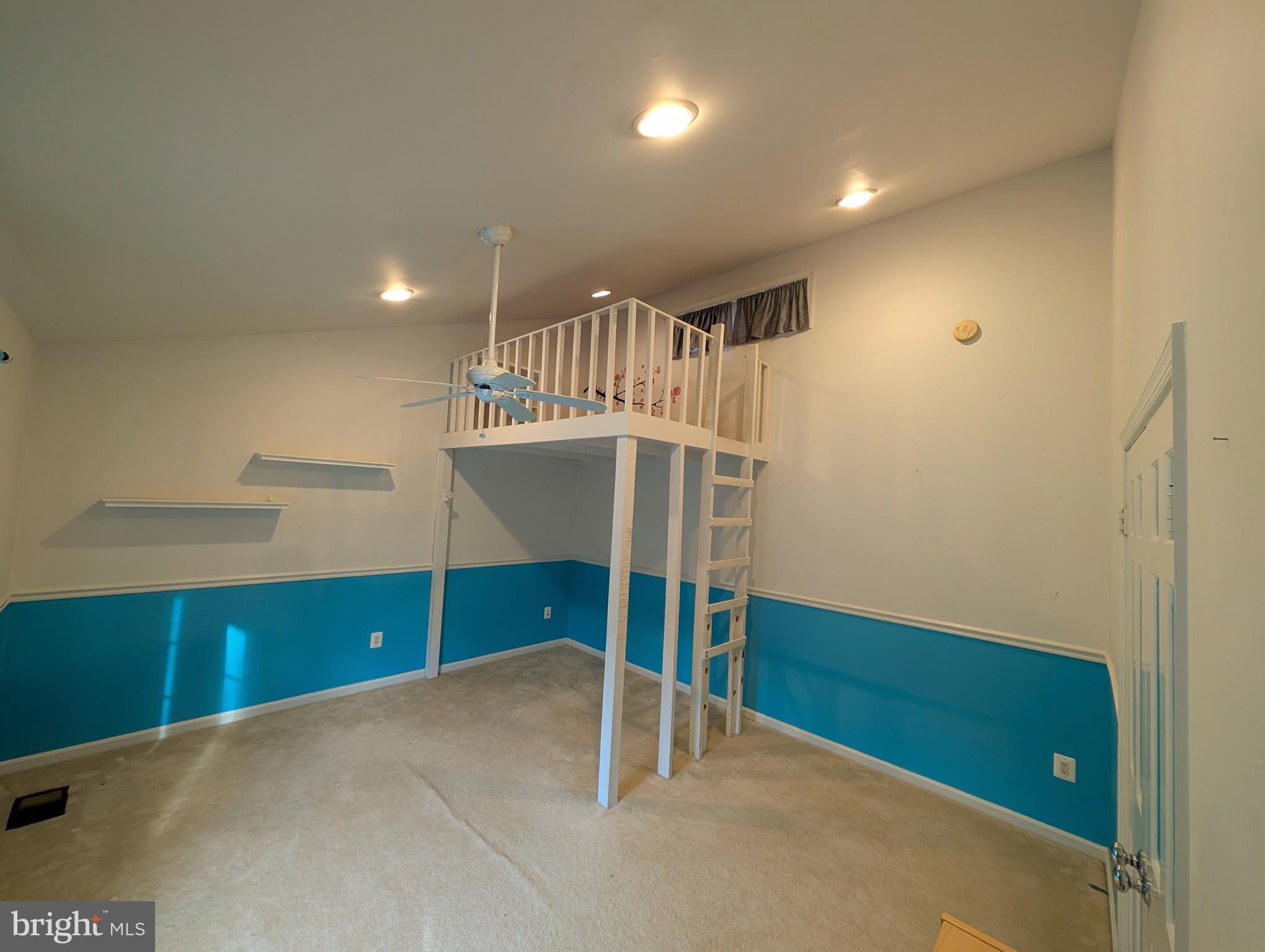 11901 Paradise Lane Herndon, VA 20171 - Photo 44 of 63 Bedroom 3