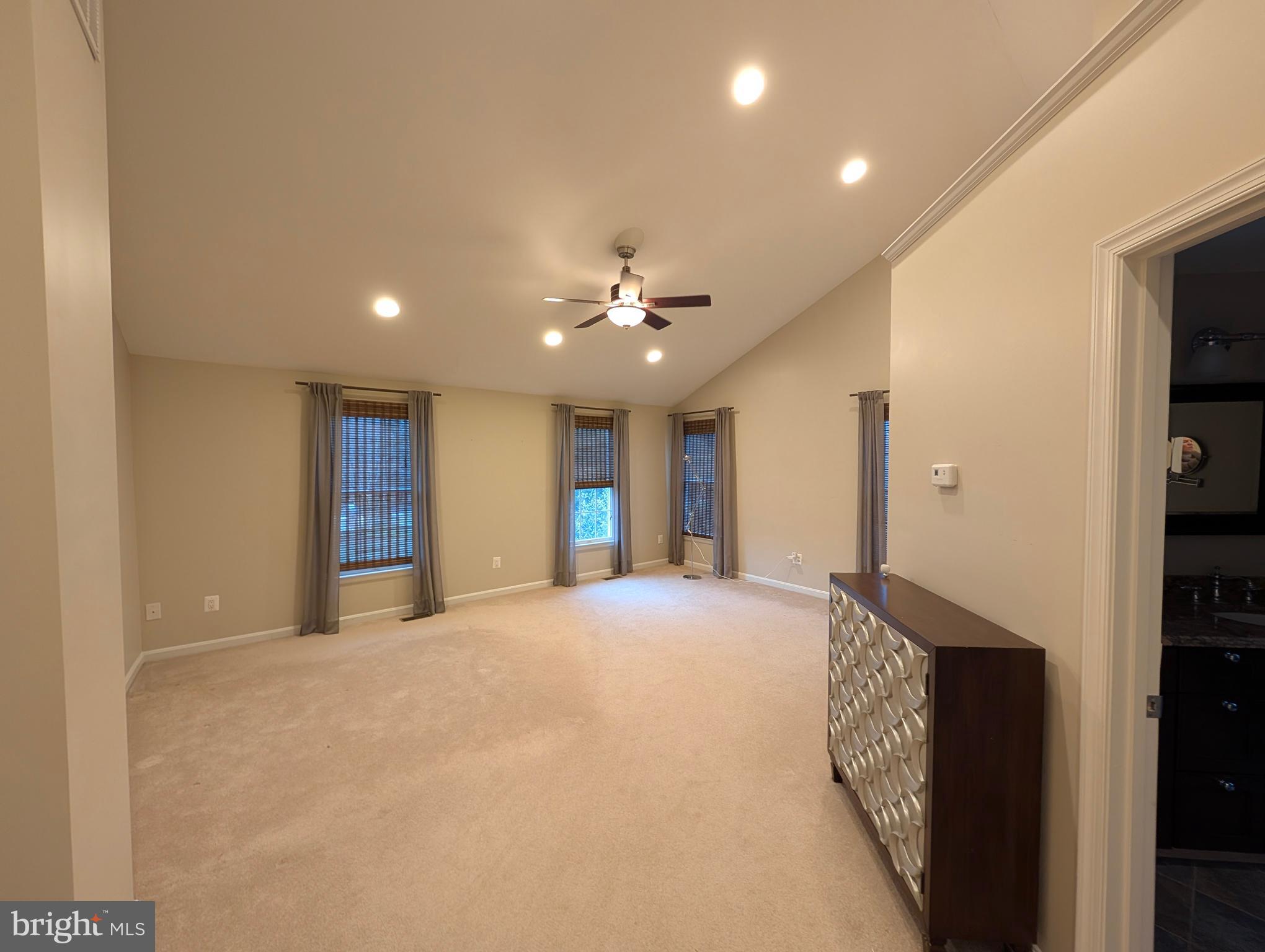 11901 Paradise Lane Herndon, VA 20171 - Photo 49 of 63 Primary Suite!