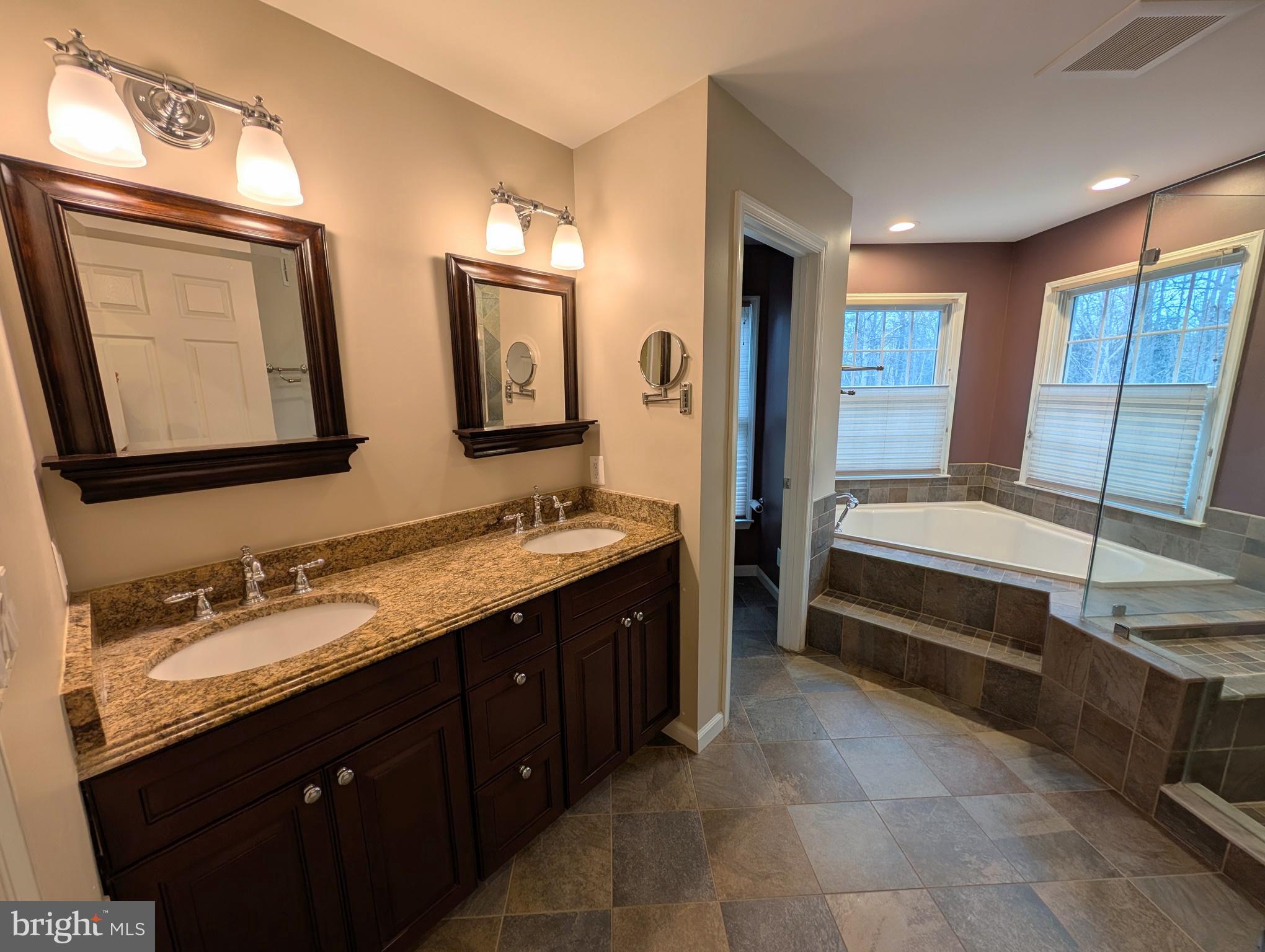11901 Paradise Lane Herndon, VA 20171 - Photo 53 of 63 Primary Bath!