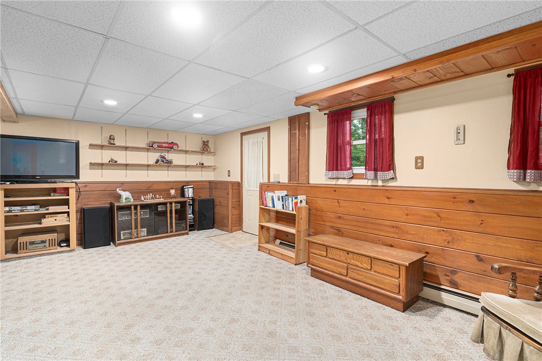 475 Town Farm Road Burrillville, RI 02859 - Photo 13 of 30