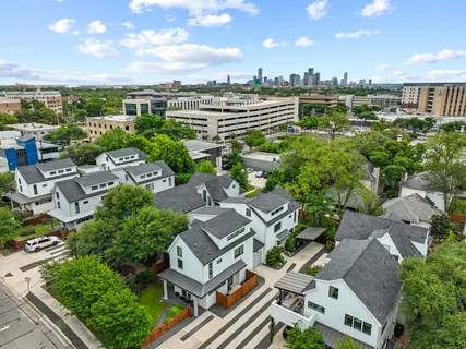 $1,150,000 | 1201 West 39th 1/2 Street, Unit B, Austin, TX 78756