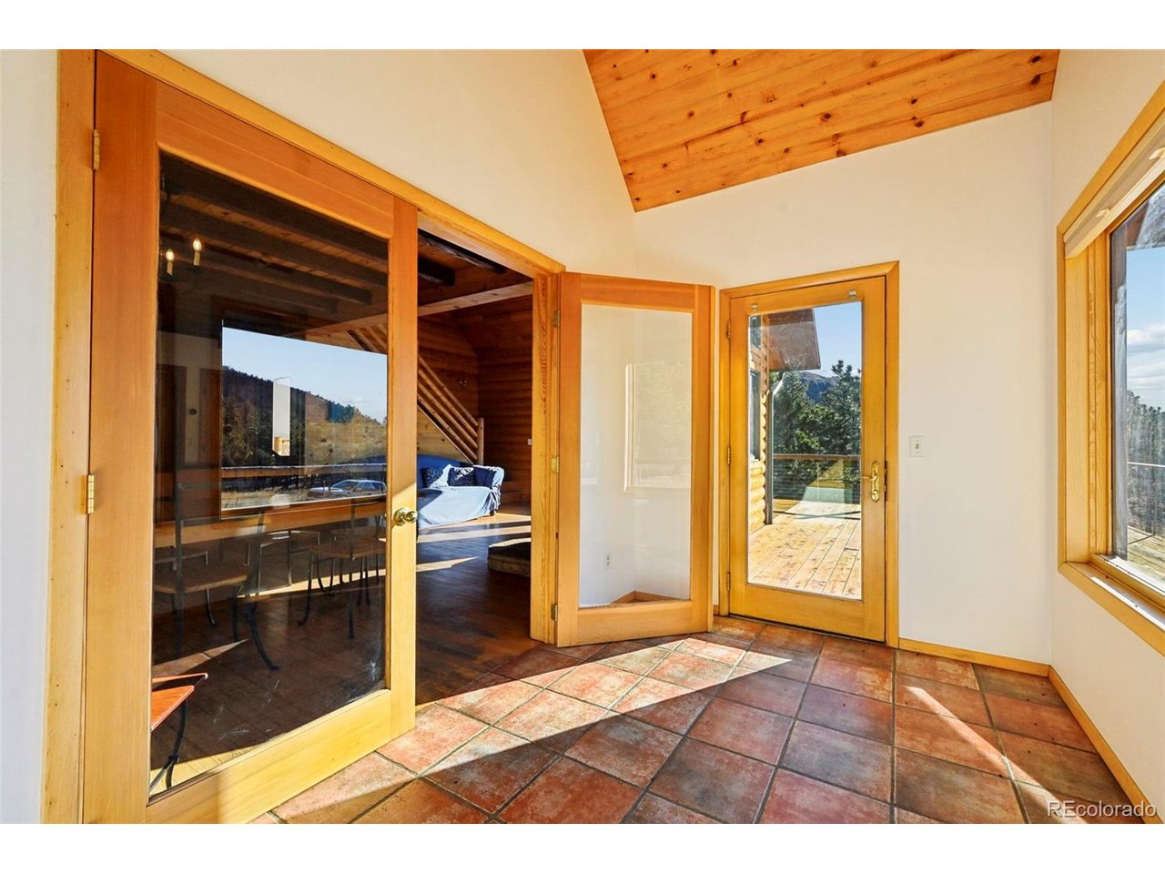 7415 West Highway 24 Cascade, CO 80809 - Photo 34 of 45 a view of kitchen with wooden floor