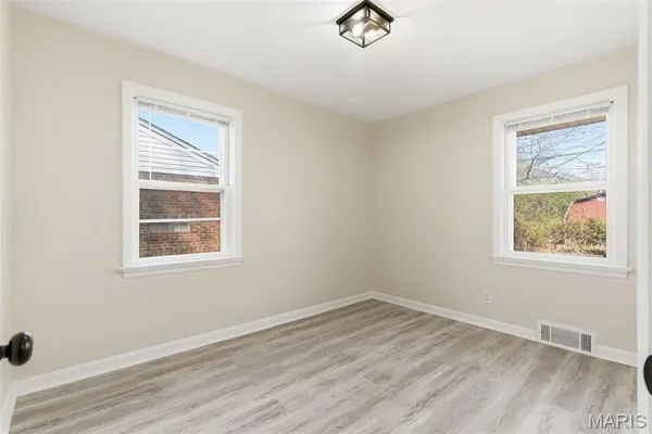 $129,900 | 1083 Jennings Station Road, St. Louis, MO 63137